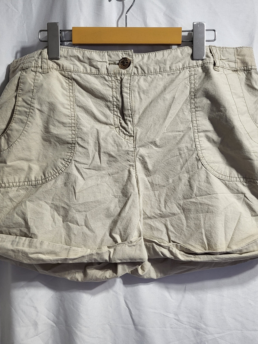 Tommy Hilfiger Cream Roll-Hem Women's Shorts, Size 14